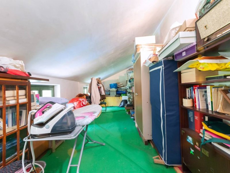 Villa in Vendita a Turrivalignani, 198'000€, 269 m²