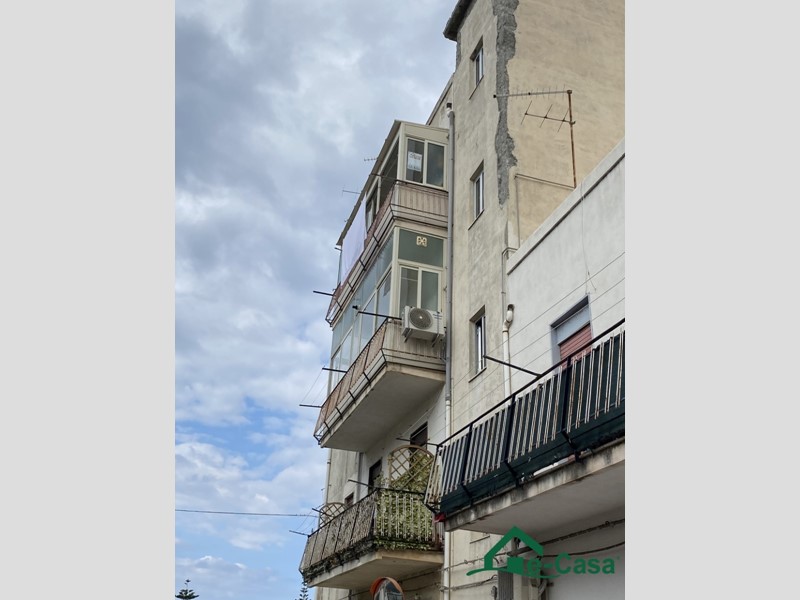 Quadrilocale in Vendita a Villafranca Tirrena, 68'000€, 90 m²