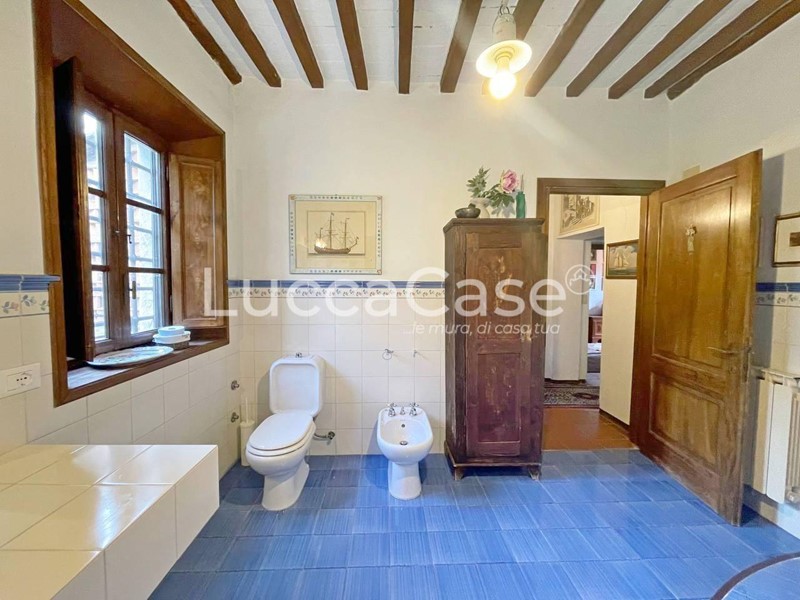 Casa di corte in Vendita a Lucca, 850'000€, 270 m²