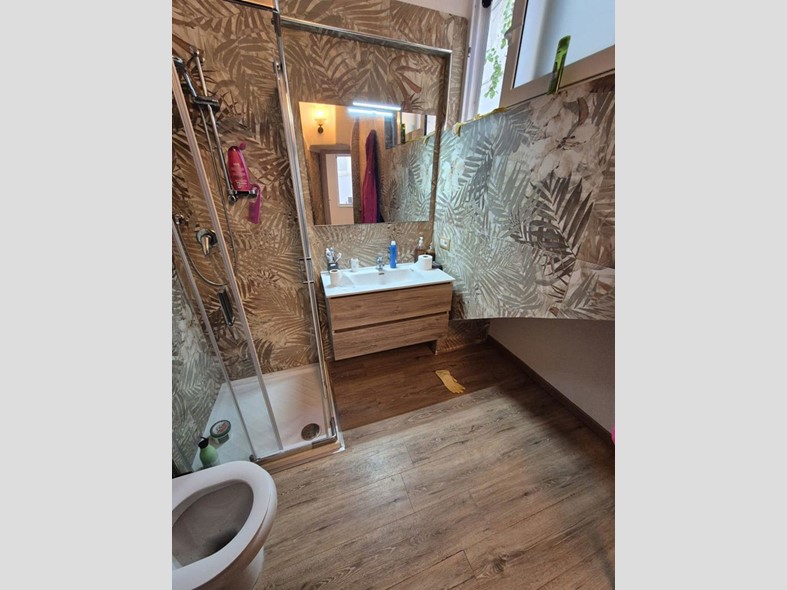 Trilocale in Vendita a Ischia, 220'000€, 85 m², arredato