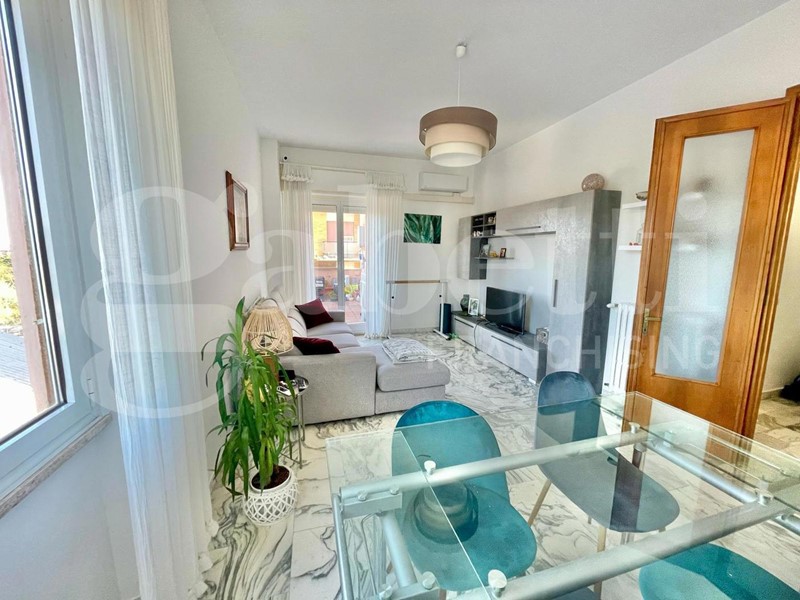 Trilocale in Affitto a Roma, 1'600€, 100 m²