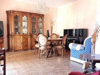 Quadrilocale in Vendita a Milazzo, 156'000€, 138 m²