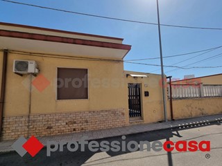 Trilocale in Vendita a Taranto, 139'000€, 115 m²