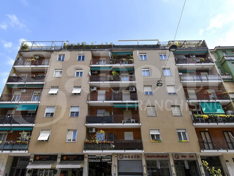 Trilocale in Vendita a Milano, 285'000€, 93 m²