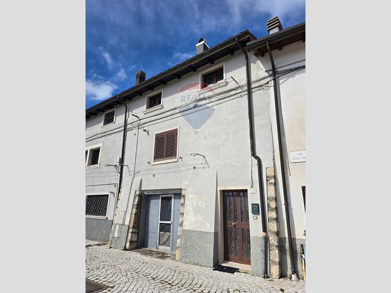 Quadrilocale in Vendita a Rivisondoli, 230'000€, 75 m², arredato