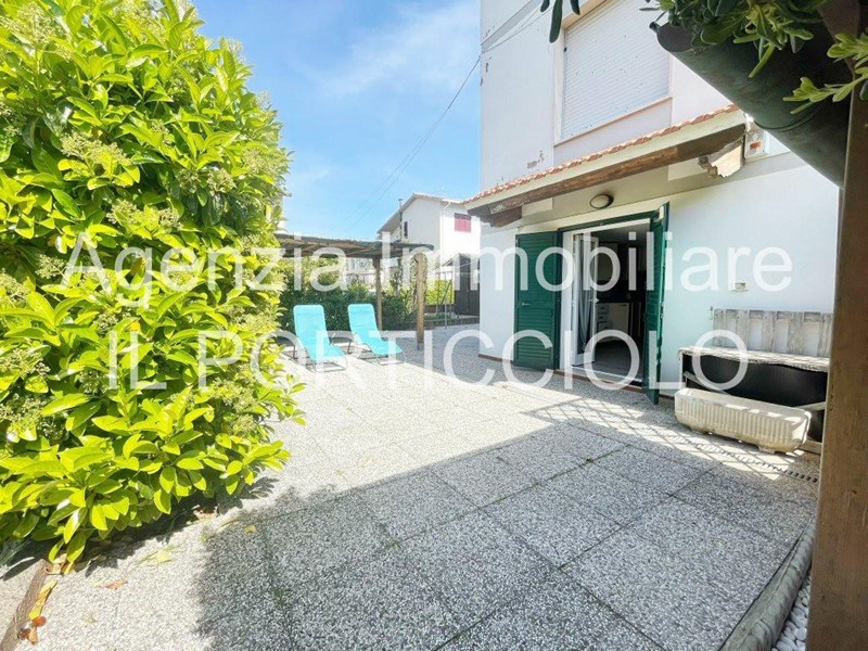 Trilocale in Vendita a Cecina, zona Cecina Marina, 185'000€, 43 m²