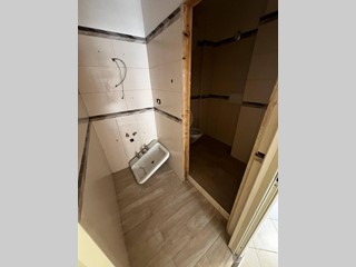 Negozio in Affitto a Battipaglia, 350€, 30 m²