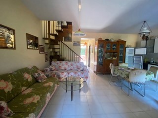 Villetta a schiera in Vendita a Barcellona Pozzo di Gotto, 162'000€, 100 m²