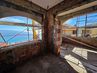 Appartamento in Vendita a Messina, 380'000&euro;, 113 m²