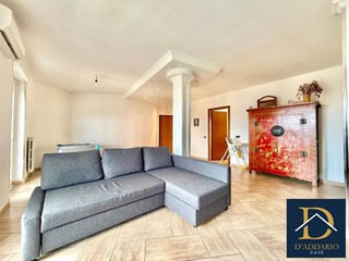 Trilocale in Vendita a Taranto, 89'000€, 131 m²