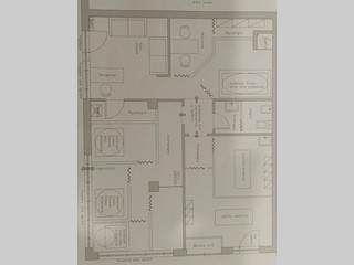 Negozio in Vendita a Carrara, zona Avenza, 60'000€, 50 m²