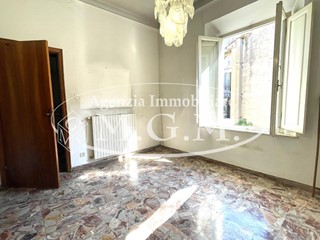 Appartamento in Vendita a Pontedera, 160'000€, 140 m²