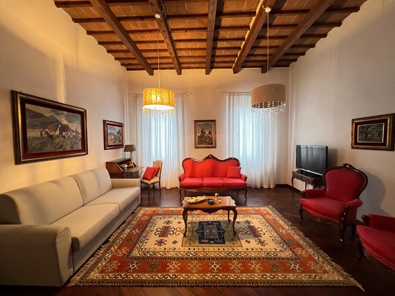 Appartamento in Vendita a Casciana Terme Lari, zona Perignano, 250'000€, 170 m², arredato