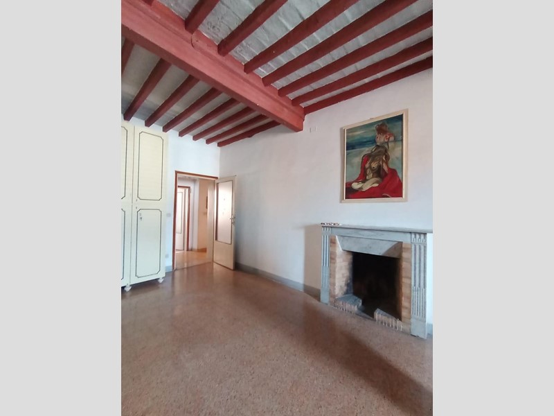 Quadrilocale in Vendita a Pisa, 400'000€, 120 m²