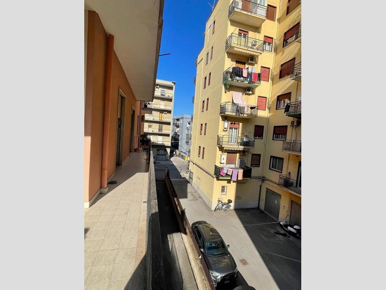 Quadrilocale in Vendita a Siracusa, 98'000&euro;, 150 m²
