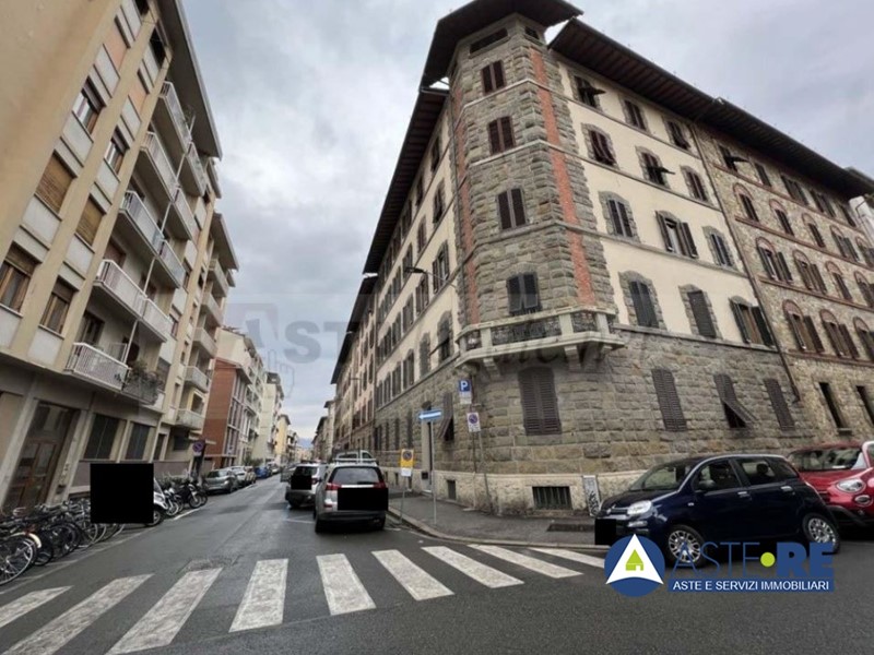 Appartamento in Vendita a Firenze, 300'598€, 124 m²