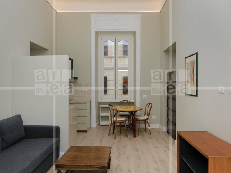 Bilocale in Affitto a Roma, zona Centro Storico, 2'000€, 65 m²