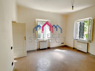 Quadrilocale in Vendita a Bagni di Lucca, zona Ponte a Serraglio, 60'000&euro;, 75 m²