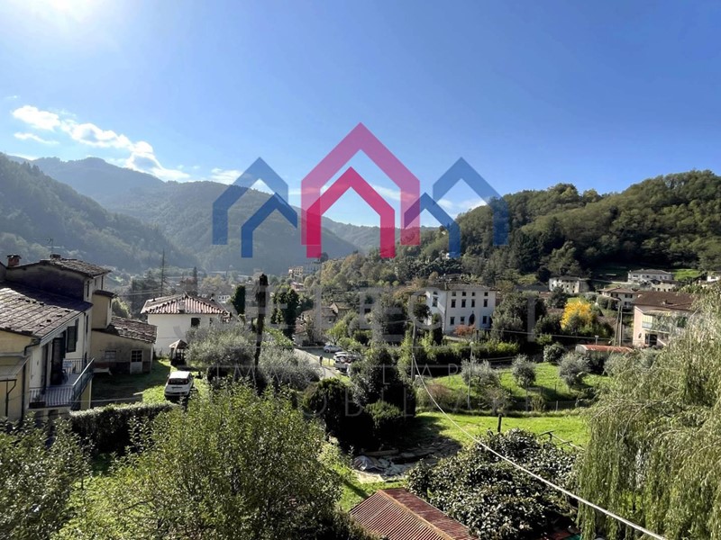 Quadrilocale in Vendita a Bagni di Lucca, 79'000&euro;, 85 m²