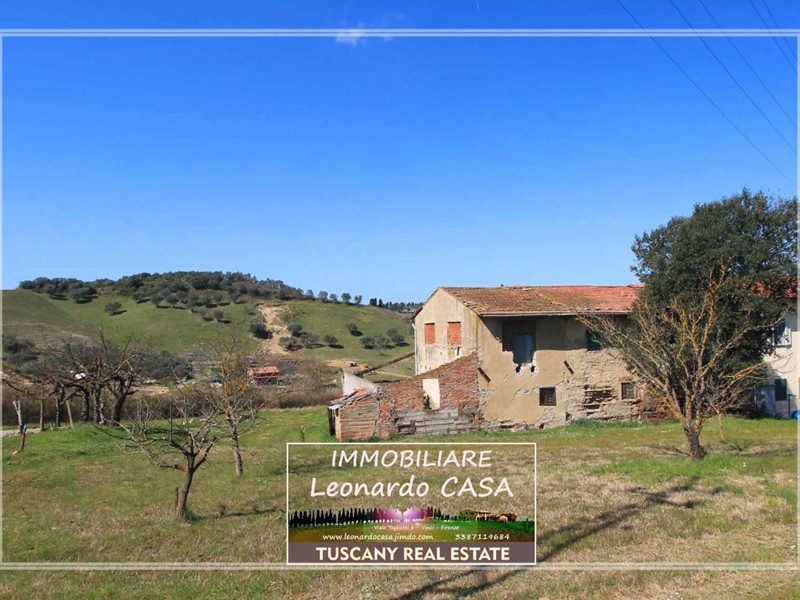 Casale in Vendita a Empoli, 105'000€, 140 m²