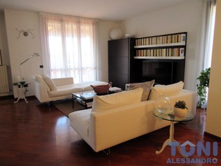 Attico in Vendita a Empoli, 495'000€, 130 m², con Box