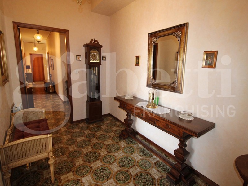 Appartamento in Vendita a Sant'Agata li Battiati, 248'000€, 178 m²