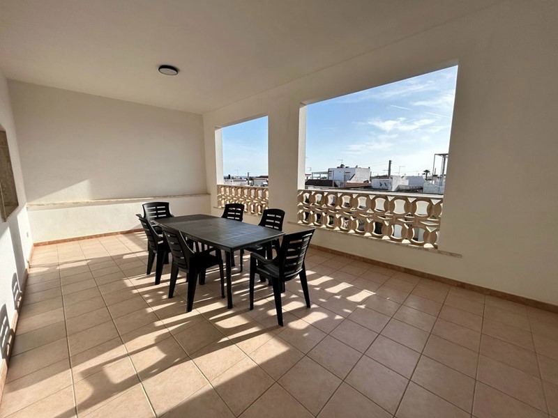 Appartamento in Vendita a Manduria, 130'000€, 164 m², arredato