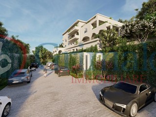 Trilocale in Vendita a Messina, 270'000€, 83 m²