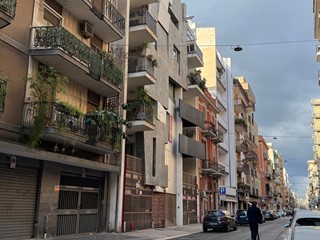 Box in Vendita a Bari, 75'000€, 12 m²