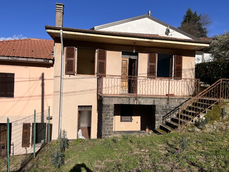 Casale in Vendita a Pontremoli, 28'000€, 98 m²