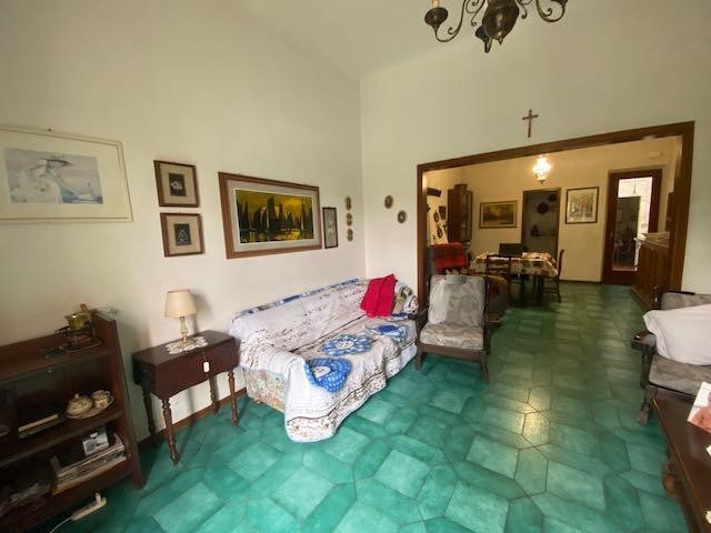 Casa Indipendente in Vendita a Vecchiano, zona Avane, 220'000€, 130 m², con Box