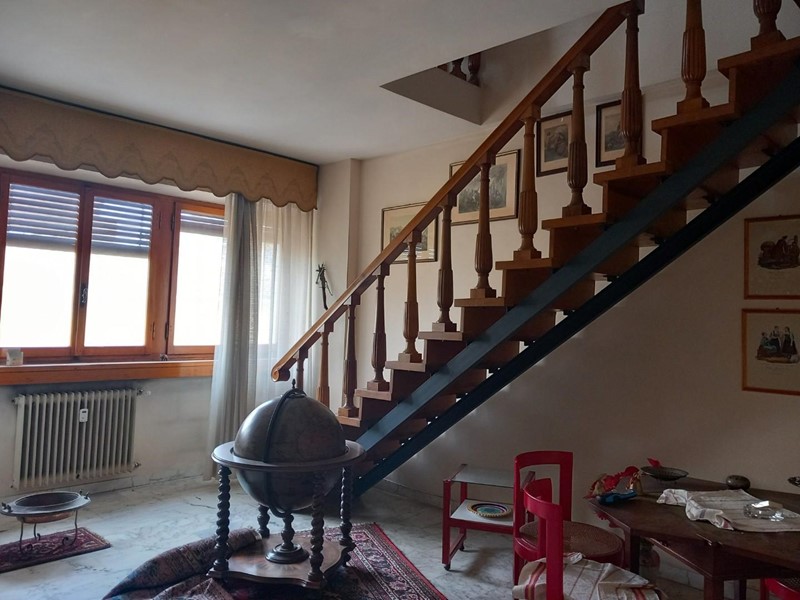 Appartamento in Vendita a Pisa, 365'000€, 138 m²