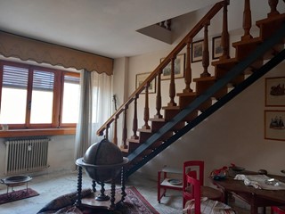 Appartamento in Vendita a Pisa, 365'000€, 138 m²