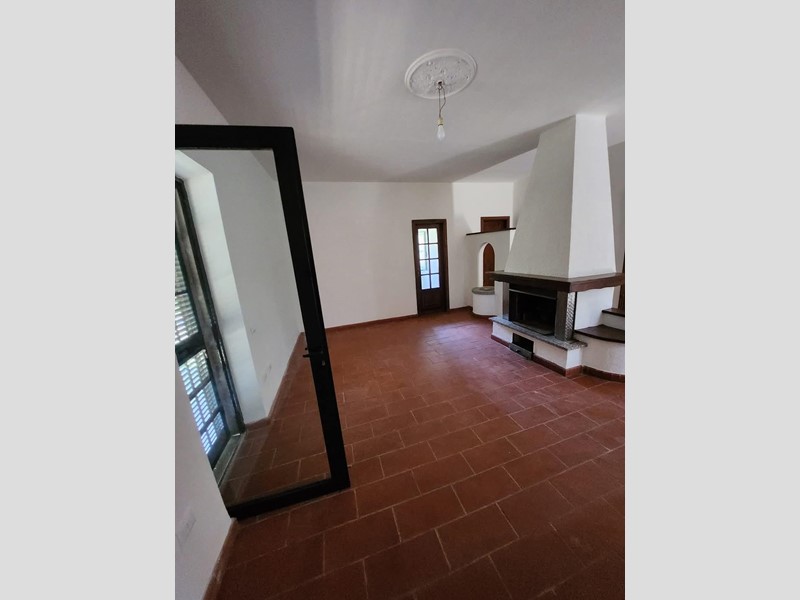 Casa Indipendente in Vendita a Calci, 298'000€, 100 m²