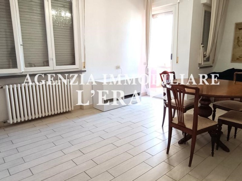 Appartamento in Vendita a Pontedera, 130'000€, 90 m², arredato, con Box