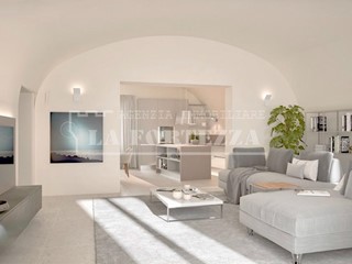 Appartamento in Vendita a Pisa, 742'000€, 168 m², con Box