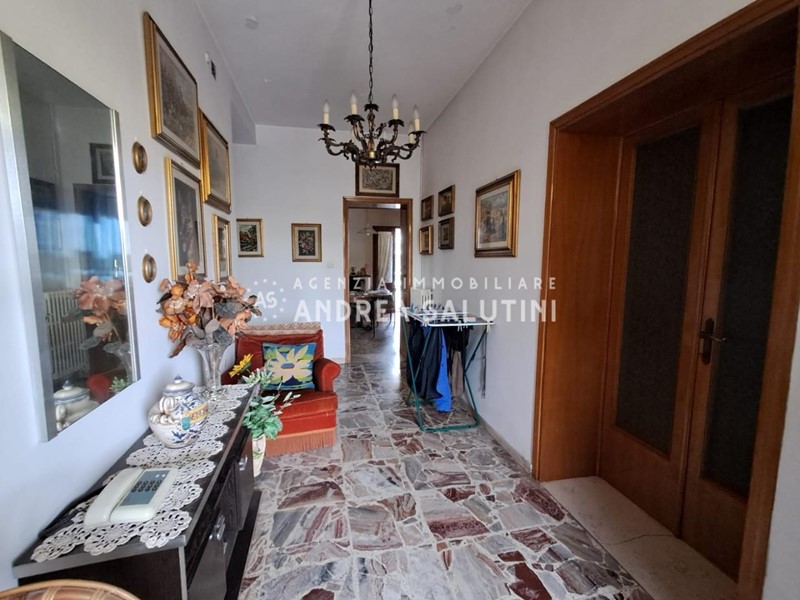 Casa Indipendente in Vendita a Casciana Terme Lari, zona Casciana Terme, 160'000€, 360 m², arredato, con Box