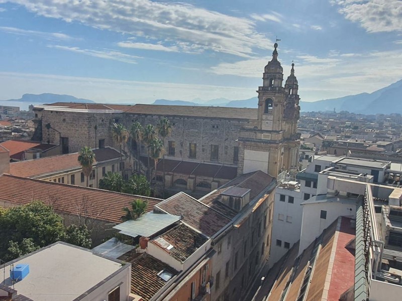 Attico in Vendita a Palermo, 1784 m²