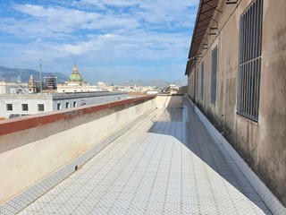 Attico in Vendita a Palermo, 1784 m²