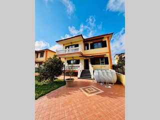 Villa in Affitto a Giugliano in Campania, 2'200€, 200 m²