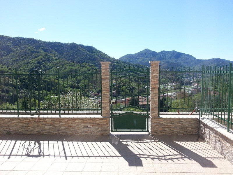 Trilocale in Vendita a Serra Riccò, 169'000€, 80 m²