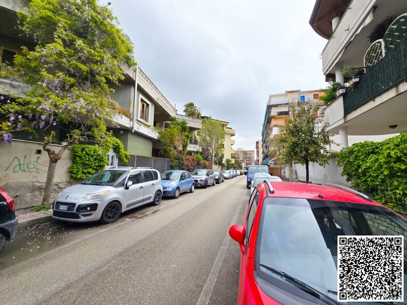 Bilocale in Vendita a Acerra, 89'000€, 80 m²