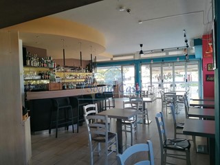 Attività commerciale in Vendita a Castelnuovo Magra, 98'000€, 120 m²