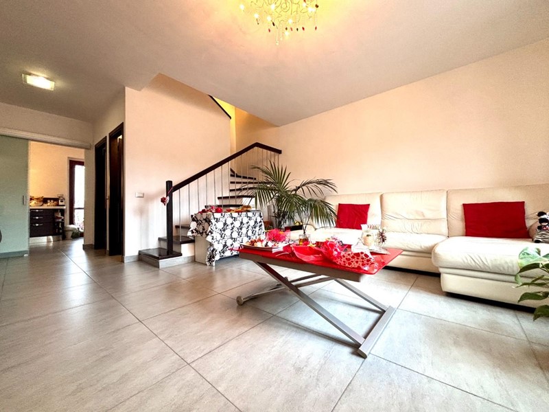 Appartamento in Vendita a Casciana Terme Lari, zona Casciana Terme, 139'000€, 135 m², arredato, con Box