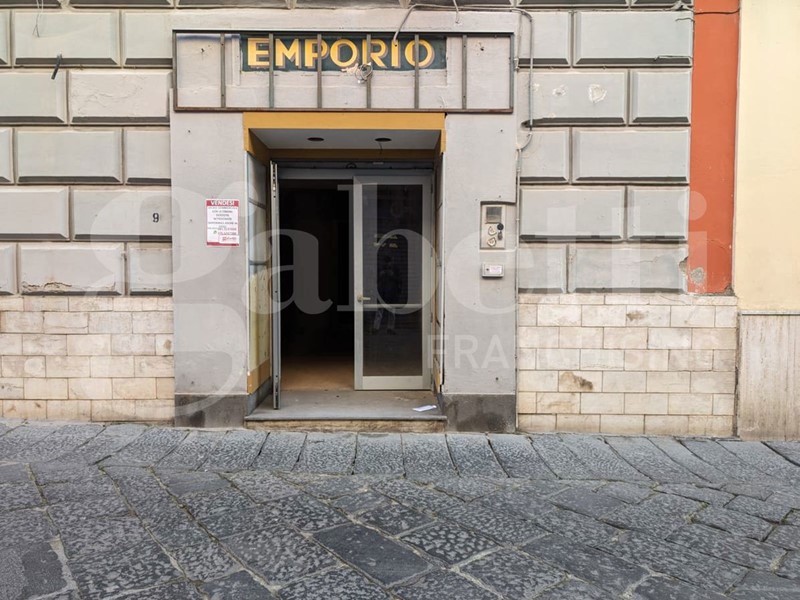 Negozio in Vendita a Bacoli, 149'000€, 60 m²
