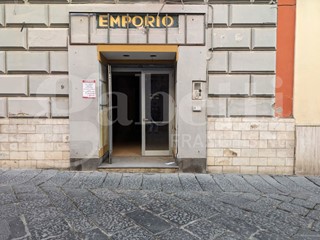 Negozio in Vendita a Bacoli, 149'000€, 60 m²