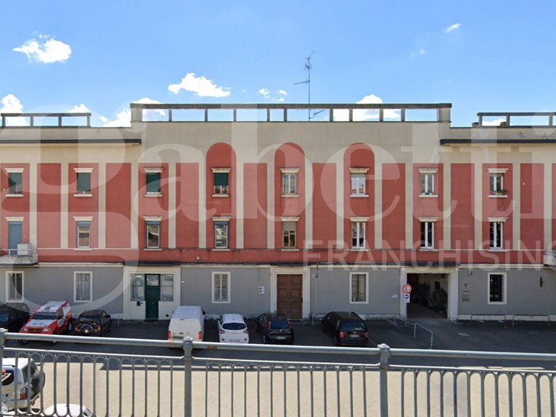 Box in Vendita a Bologna, 15'000€, 14 m²