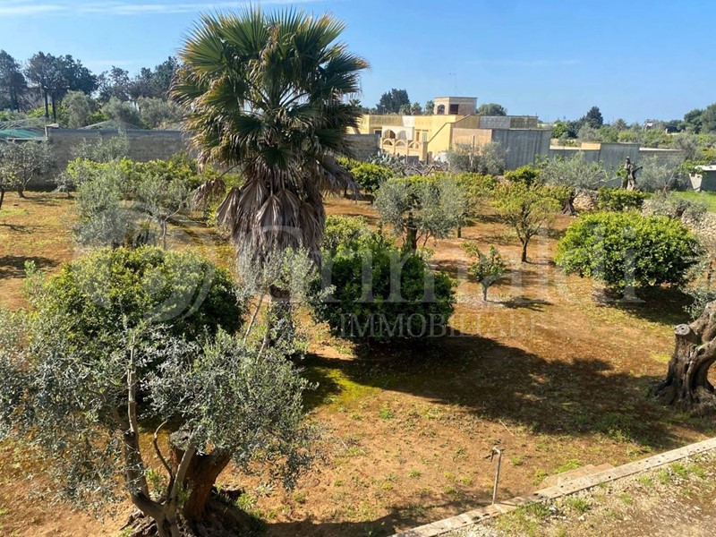 Villa in Vendita a Gallipoli, 350'000&euro;, 5300 m²