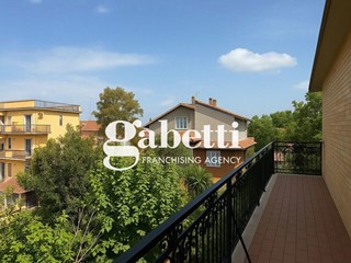 Quadrilocale in Vendita a Roma, 309'000€, 142 m²