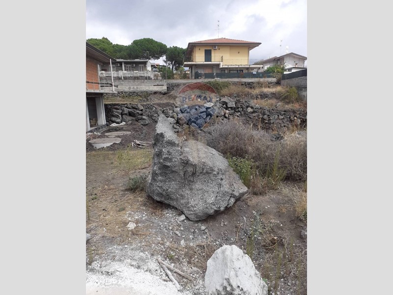 Terreno edificabile in Vendita a Belpasso, 45'000€, 1110 m²